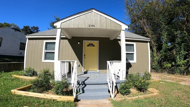 Building Photo - 248 Vaal Ave