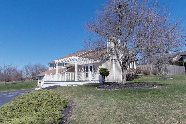 Building Photo - 89 Indian Hill Rd