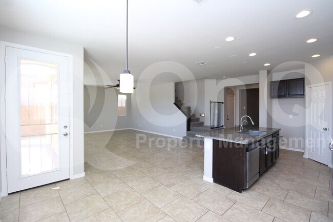 Foto del edificio - 13153 W Lariat Ln
