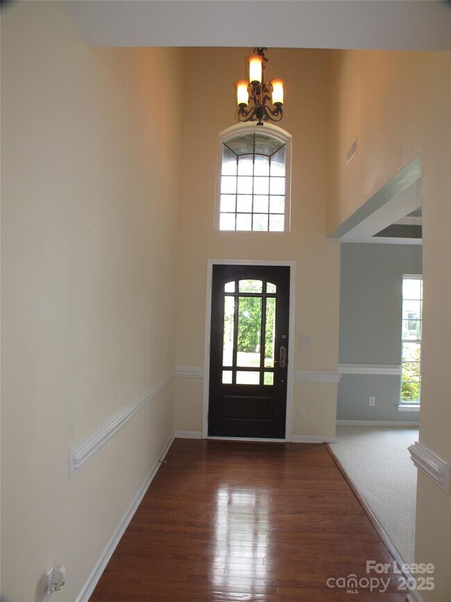 Building Photo - 3012 Stevens Schultz Ln