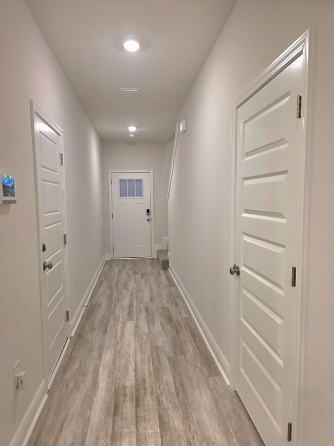 Foto del edificio - 3-bedroom, 2.5-bath Townhome in one of Pen...