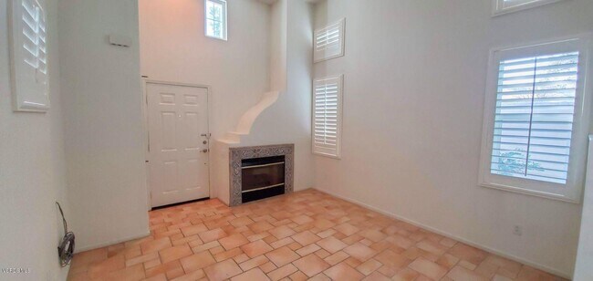 Building Photo - 5463 Avignon Ct