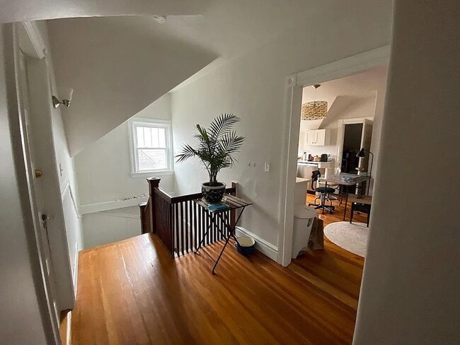 Entry - 42 Hidden St