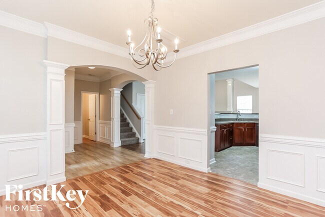 Foto del edificio - 5313 Chandler Oaks Ln