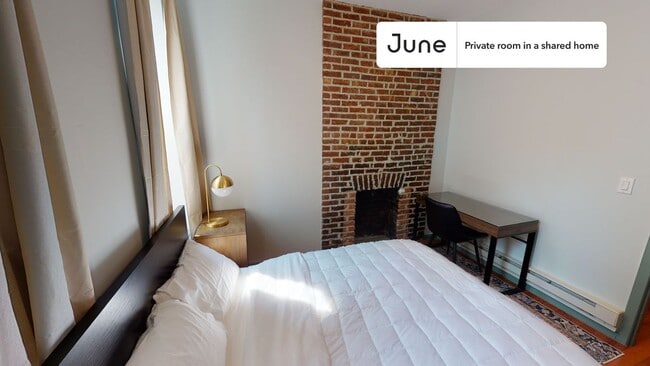 Building Photo - Room in Shared 2 bed/1 bath home in East Harlem