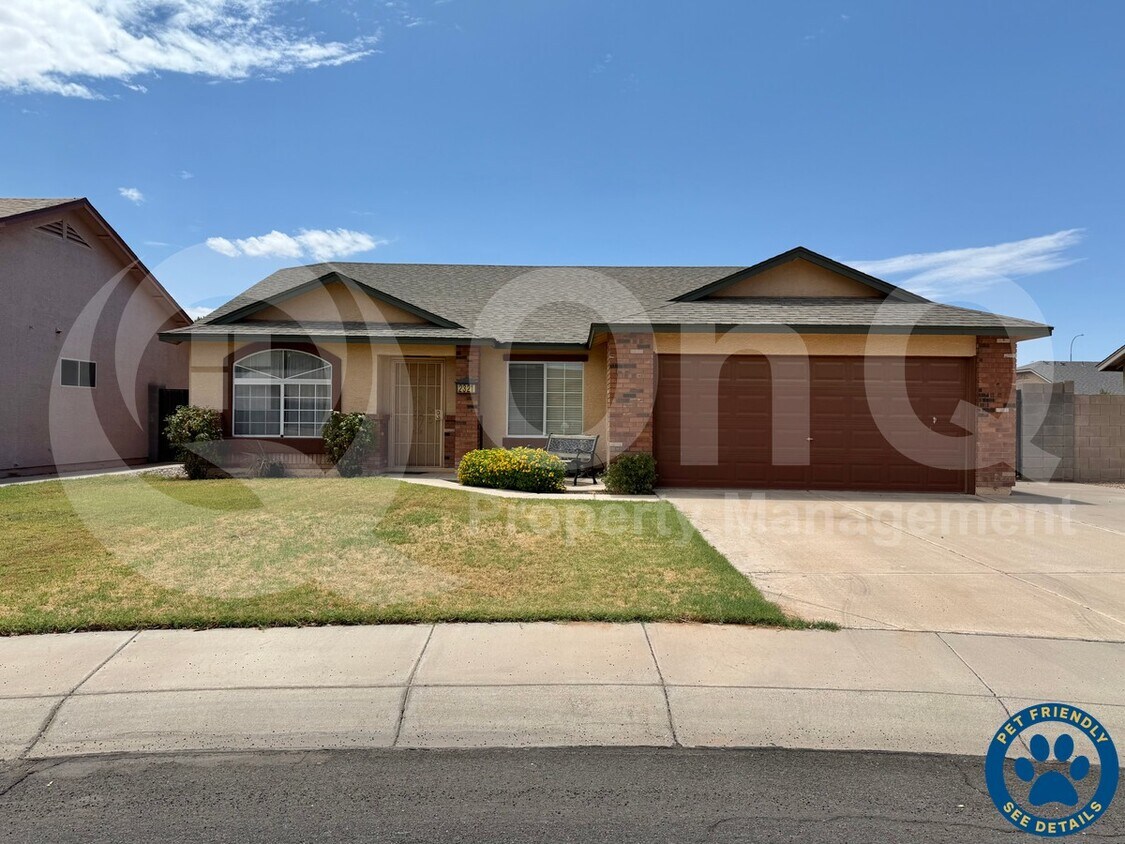 Foto principal - 2321 E Remington Pl