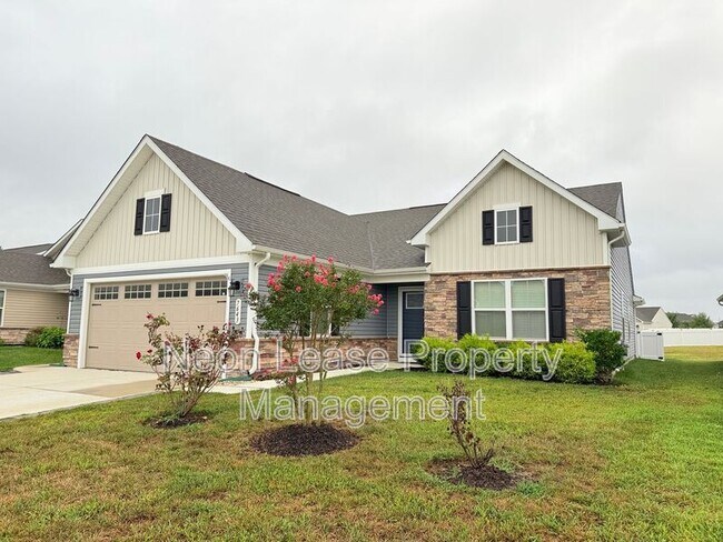 Building Photo - 7643 Central Parke Blvd