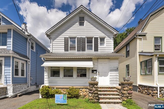 Building Photo - 221 Old Boonton Rd