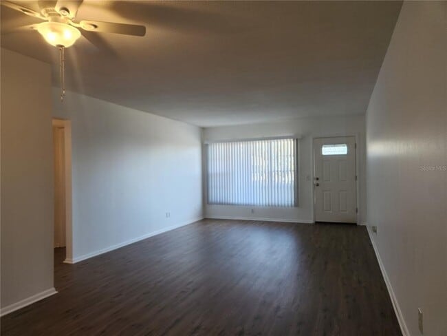 Building Photo - 2464 Australia Way E