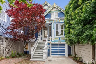Building Photo - 2826 Octavia St