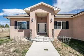 Building Photo - 1710 N Wild Bill Hickock Dr
