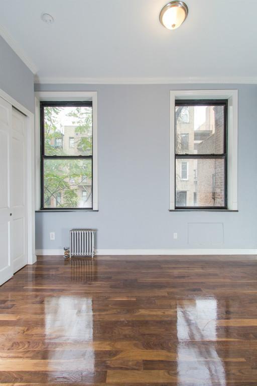 Building Photo - 221 E 11th St