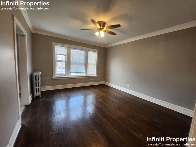 Building Photo - 3114 W 61st St
