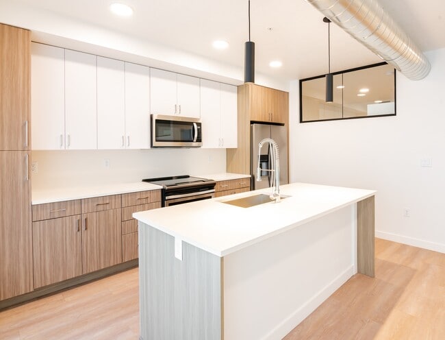 Full Size Appliances in Every Unit - Dixon Place