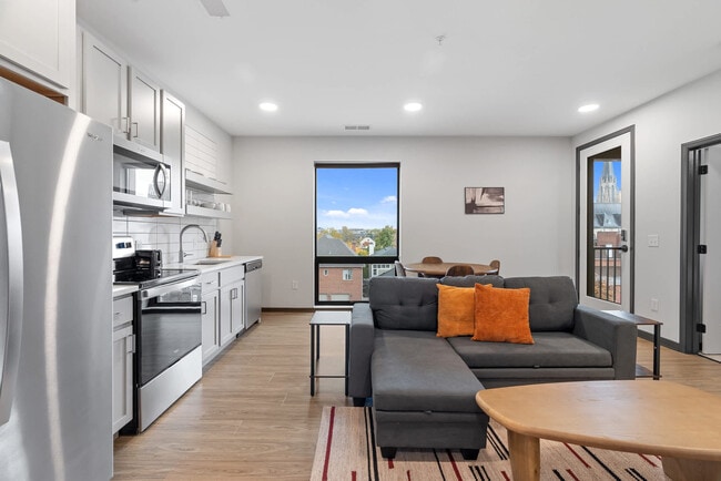 Building Photo - 423 E Michigan St