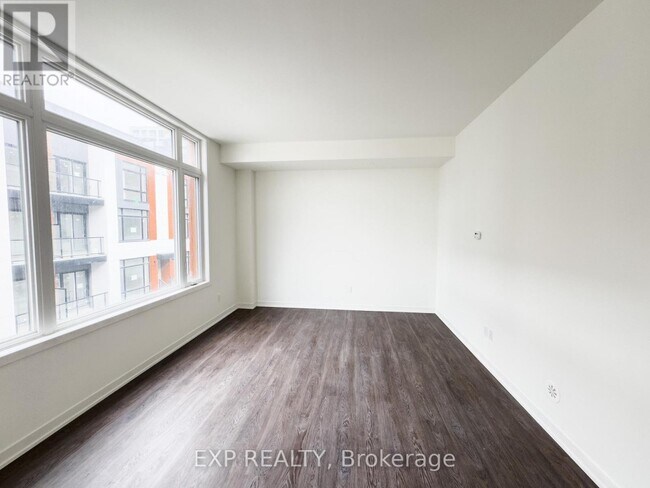 Building Photo - 2 Steckley House Ln