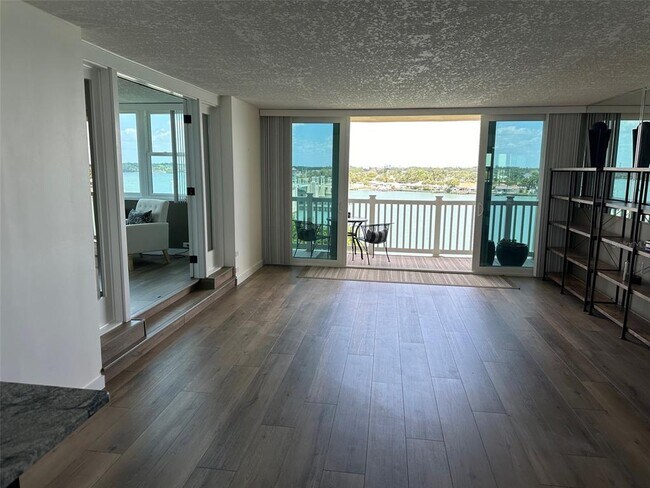 Foto del edificio - 500 Treasure Island Causeway