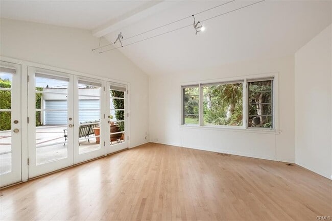 Building Photo - 14052 Davana Terrace