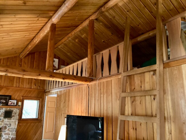 Building Photo - 4839 Lake Lucerne Dr