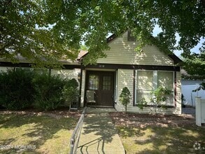 Building Photo - 805A Westminster Ct