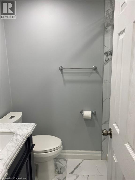 Building Photo - 458 Village Crescent