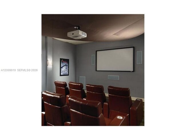 Foto del edificio - 185 SW 7th St