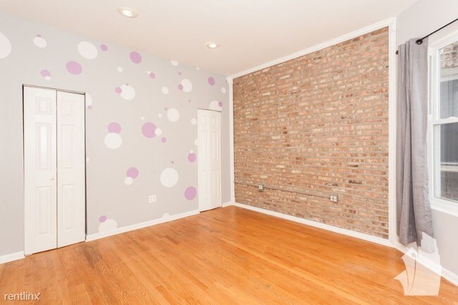 Foto del edificio - 4 br, 2 bath House - 2823 N Whipple St
