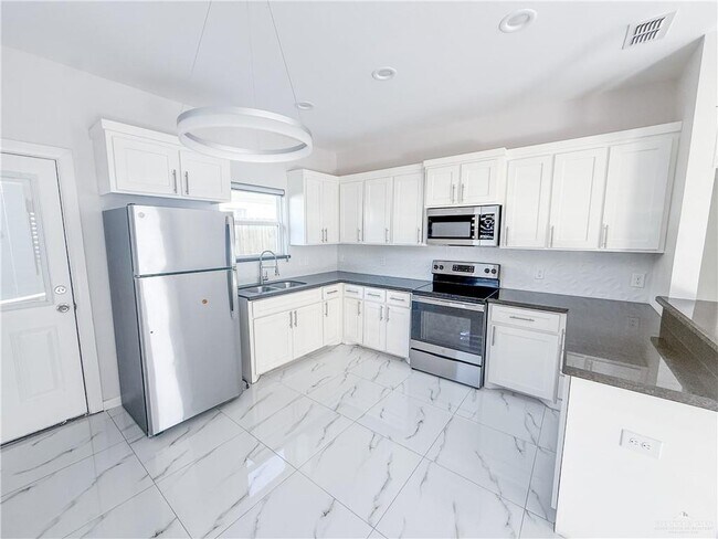 Foto del edificio - 13 Puffin Ave