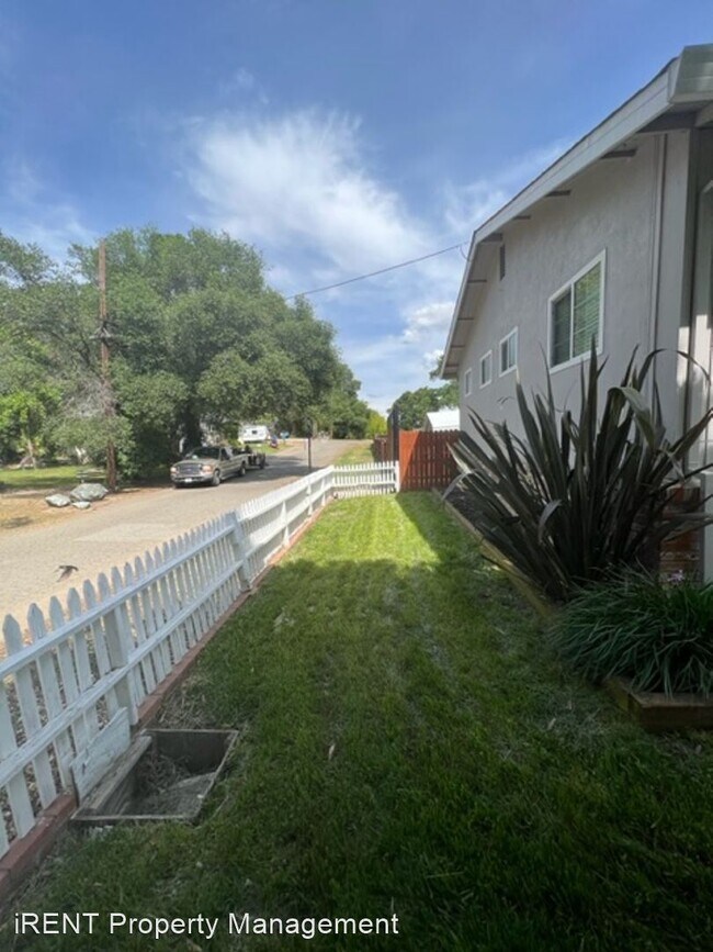 Building Photo - 3 br, 2 bath House - 4301 Circuit Dr