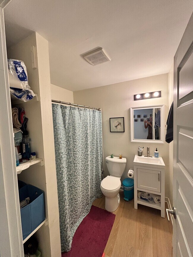 Foto del edificio - 1433 4th St NE