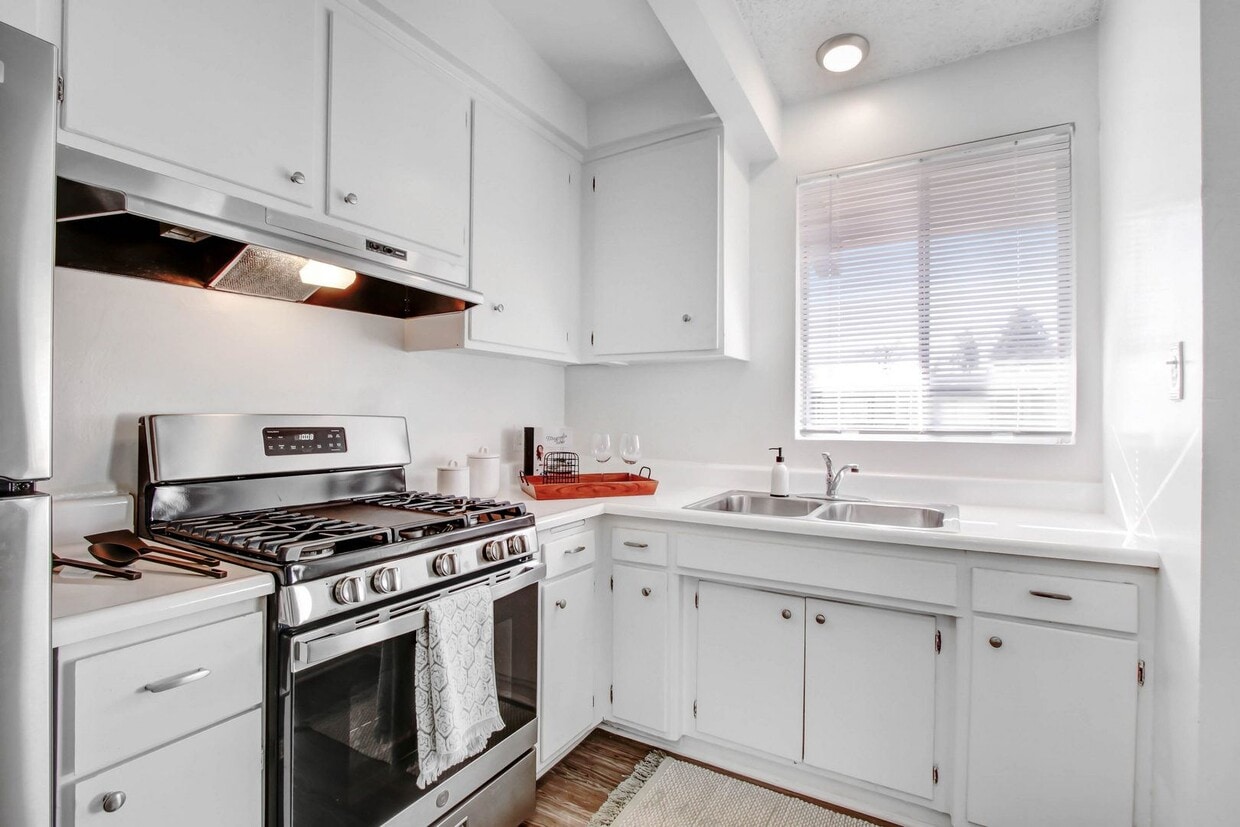 Valley Terrace Apartments Apartments in North Hollywood, CA