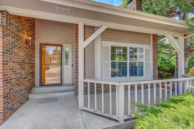 $2,800 - 3 Bed. 2.5 Bath Home with AC, Lof... - $2,800 - 3 Bed. 2.5 Bath Home with AC, Lof...