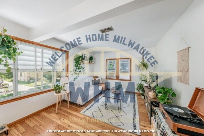 Foto del edificio - 3407 S Burrell St