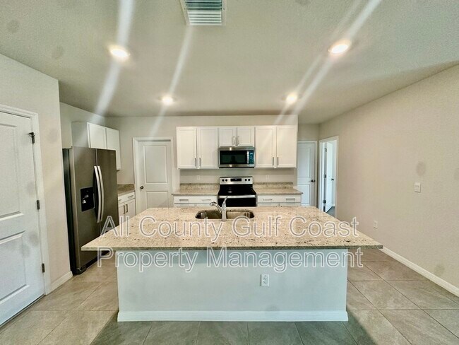 Photo - 3363 Hilltop Cir House