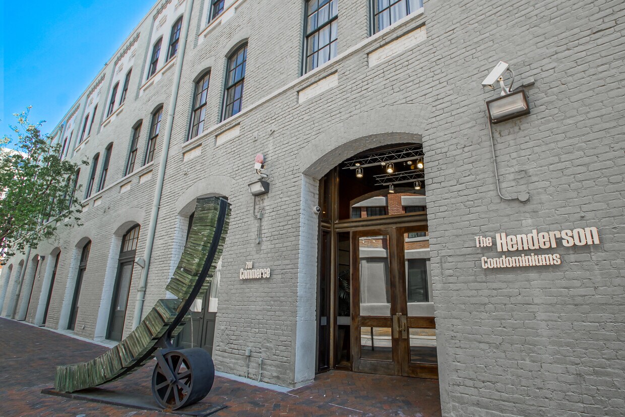 700 Commerce St Unit 301, New Orleans, LA 70130 Condo for Rent in New