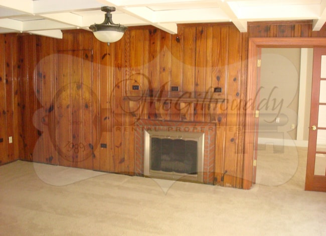 Building Photo - 1507-1504 Troupe St