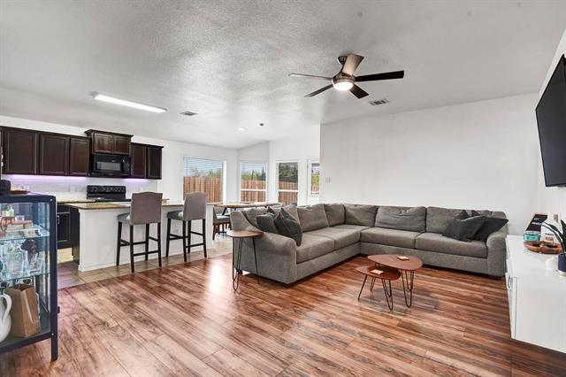 Foto del edificio - 9001 Mossy Creek Ln