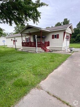 Building Photo - 210 Theobald Ln