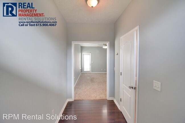 Building Photo - 3 br, 2.5 bath House - 2758 Oxford Hall