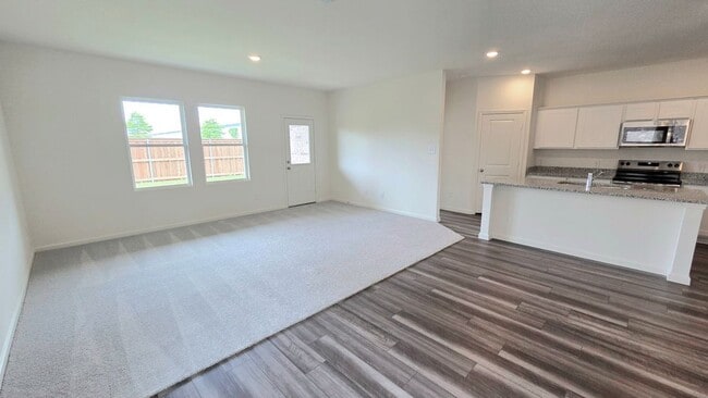 1238 Herring Dr