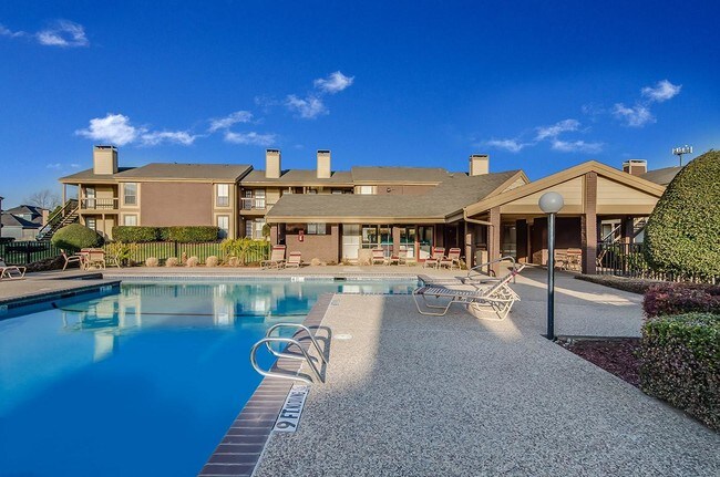 Keller Oaks Apartments Apartments - Carrollton, TX  