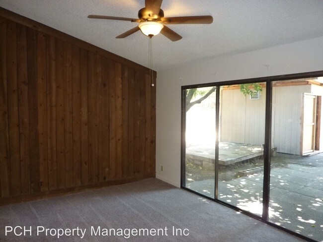 Building Photo - 2 br, 1 bath House - 11014 Hirschfeld Way