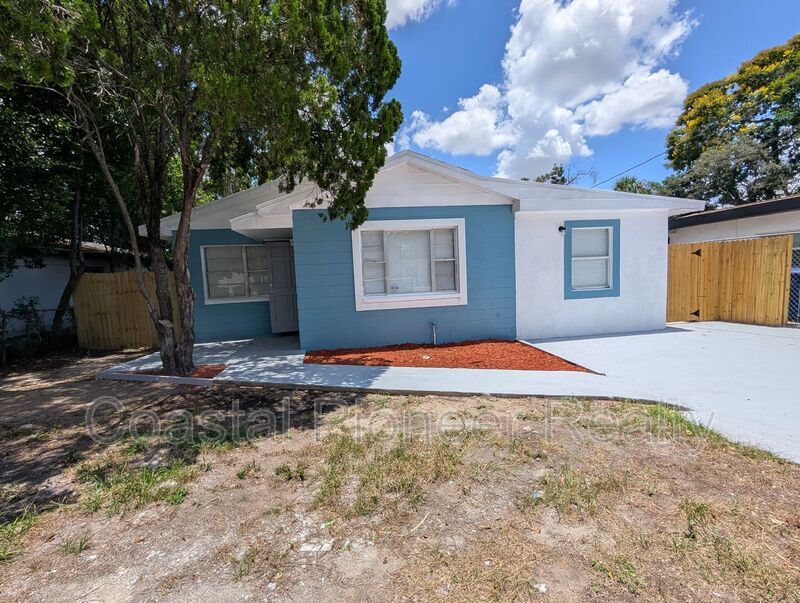 Photo - 3721 N Whittier St