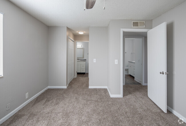 2BR, 1.5BA - Renovated - 936SF - Bedroom - Summit Hermitage