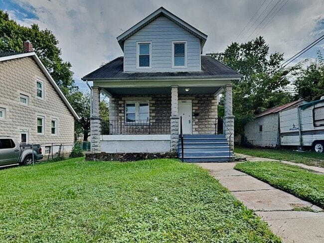 Building Photo - 5001 Eugene Ave