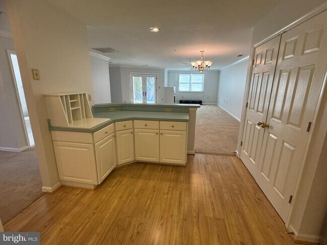 Foto del edificio - 102 Mercer Ct