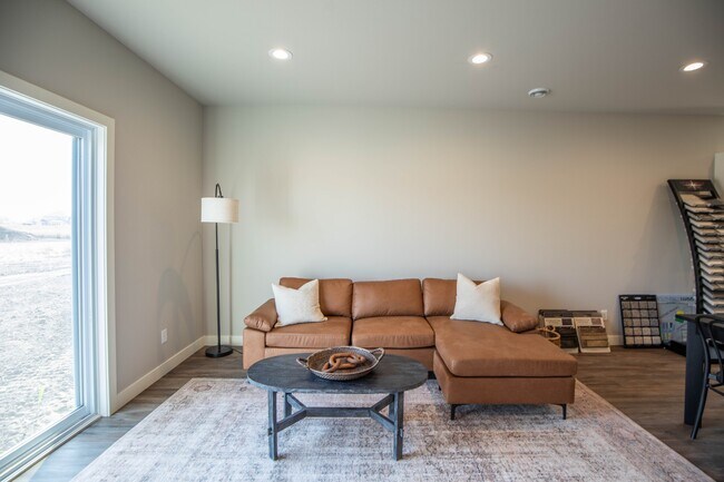 Foto del edificio - 6880 68th St S