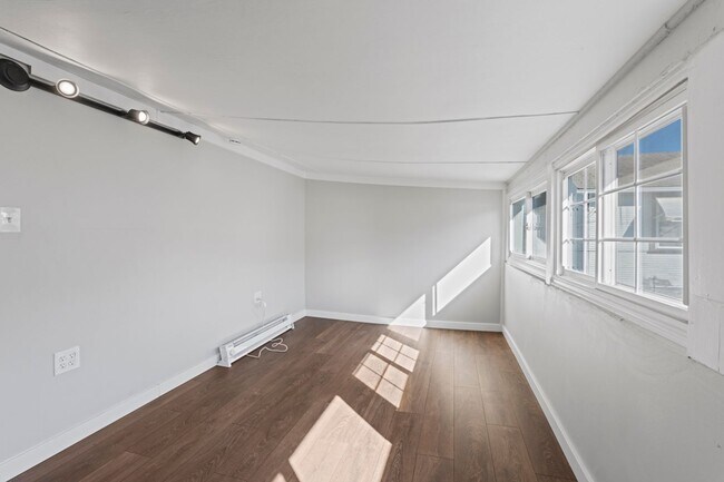 Foto del edificio - 115 River Ave