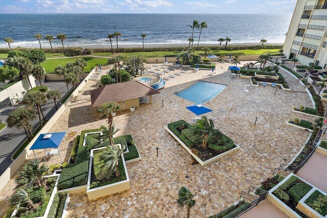 Foto del edificio - 100 Ocean Trail Way