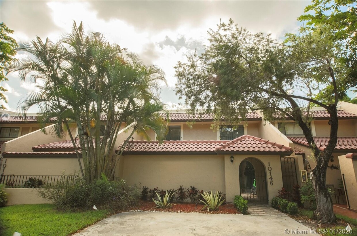 10146 Costa Del Sol Blvd, Doral, FL 33178 Townhome Rentals in Doral